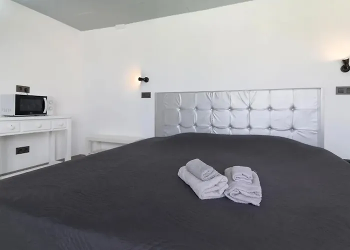 Con Terraza Y Jacuzzi Privada En Маспаломас