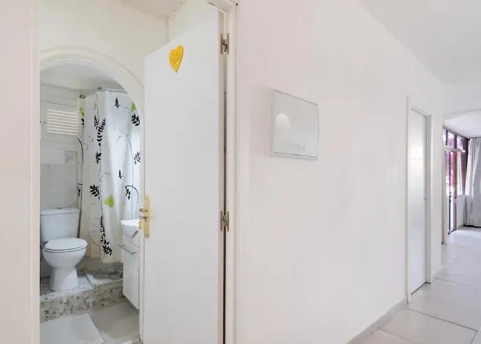 Con Terraza Y Jacuzzi Privada En 마스팔로마스