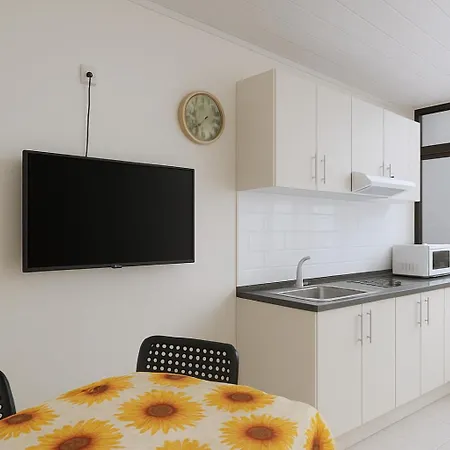 Pensionat Con Terraza Y Jacuzzi Privada En 3*