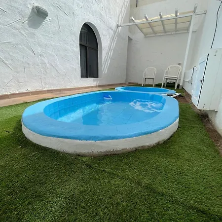 Con Terraza Y Jacuzzi Privada En